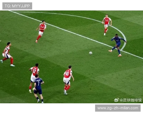 巴黎圣日耳曼持续压缩空间